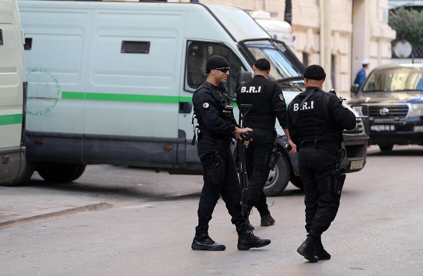 الجزائر.. حجز 132 كغ من الكوكايين وأكثر من 4 ملايين قرص مهلوس