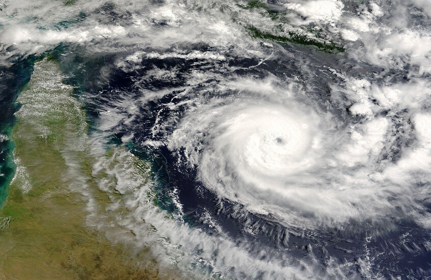 العاصفة إرنستو تضرب بورتوريكو وسط تحذيرات من تحولها إلى إعصار