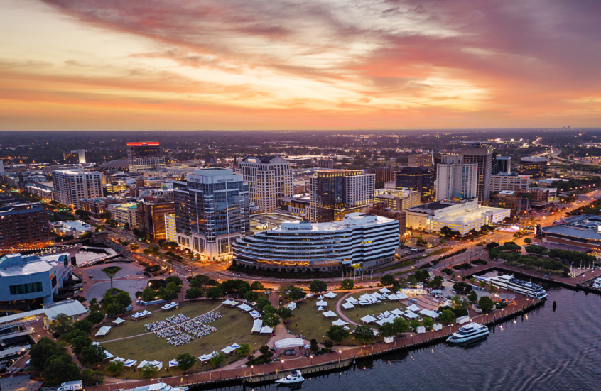 حلقة سوداء تظهر في سماء ولاية أمريكية