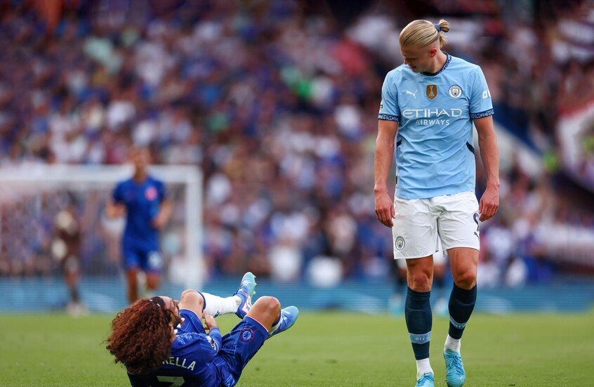 "رجل مضحك".. هالاند ينتقم من كوكوريا بسبب أغنيته الشهيرة الساخرة