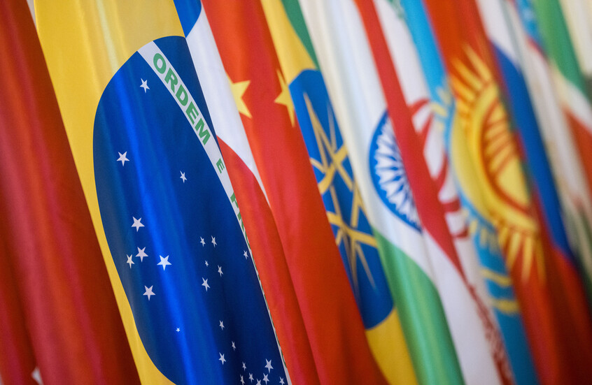 دولة مسلمة تتقدم بطلب للانضمام إلى مجموعة "بريكس"