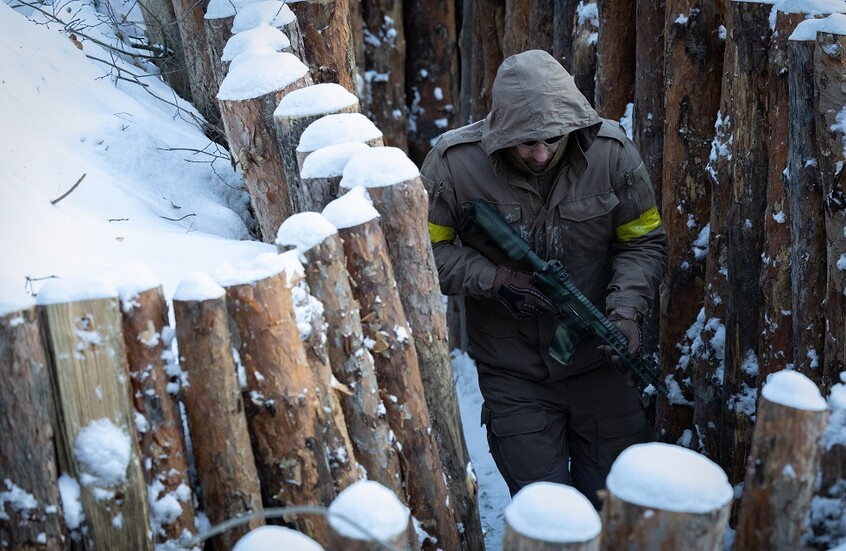 استخباراتي أوكراني سابق يعترف بالوضع الخطير جدا لقوات كييف على كافة الجبهات