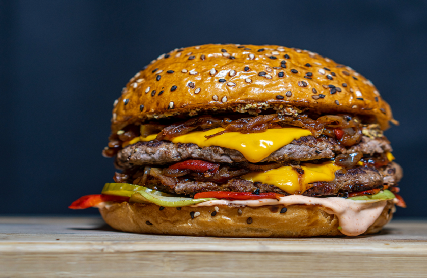 "بنكهة أومامي".. إليكم وصفة البرغر المثالية