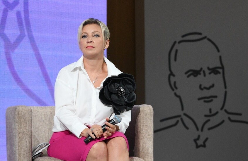 زاخاروفا تسخر من "اختراع" بايدن وإدارته 800 ألف وظيفة