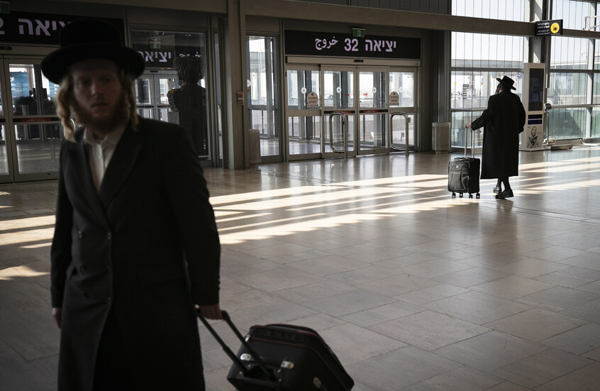 اضطراب بالرحلات الجوية في إسرائيل وتوجيه بعضها إلى القاهرة ودولة عربية تعلق جميع رحلاتها إلى لبنان
