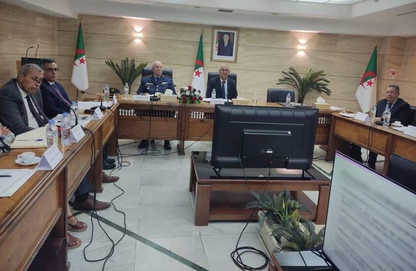 الجزائر.. المالية تعقد اجتماعا حول مخاطر تبييض الأموال وتمويل الإرهاب وانتشار أسلحة الدمار الشامل