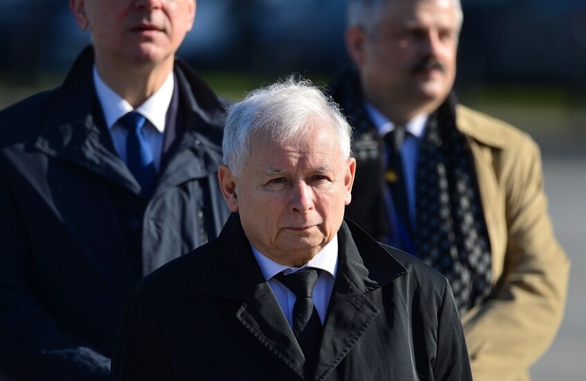 رئيس وزراء بولندا الأسبق يحدد صفات غريبة يجب أن يتمتع بها مرشح الرئاسة