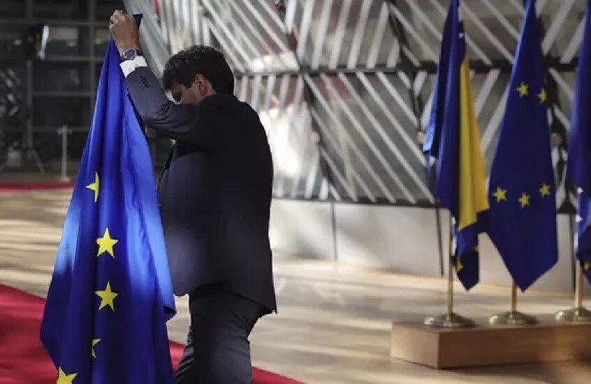 بوريل: سيناقش الاتحاد الأوروبي إمدادات دفاع جوي جديدة إلى كييف بعد الضربات الروسية