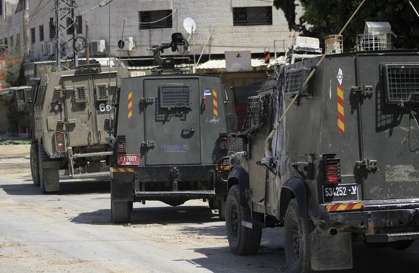 الجيش الإسرائيلي ينصب حواجز ويغلق طرقا شمالي الضفة إثر بلاغ كاذب عن عملية اختطاف