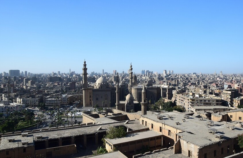 مصر.. نقابة القراء تعلق على فيديو قارئ رد على الهاتف خلال تلاوة القرآن