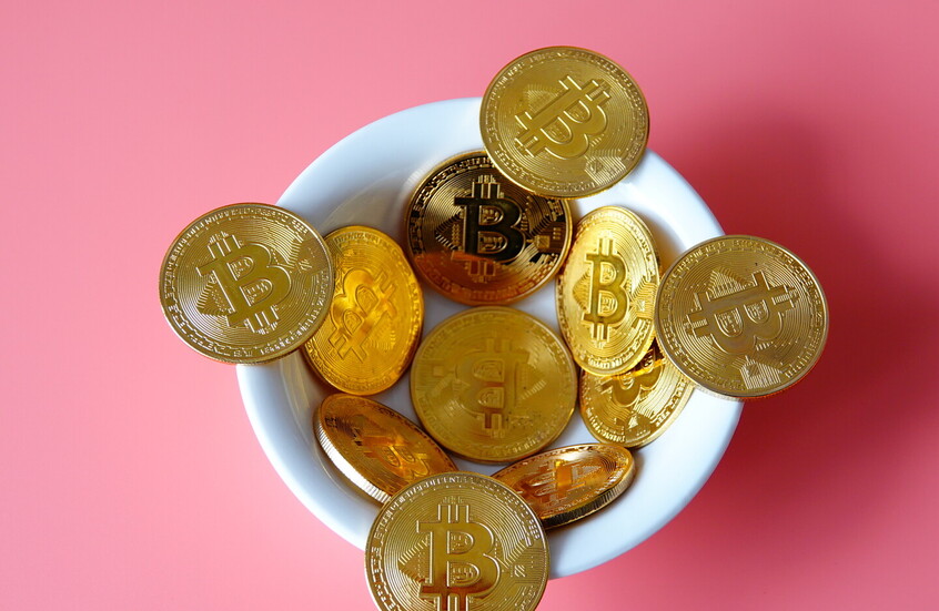 مصادر تكشف موعد استخدام روسيا للعملات المشفرة في تجارتها الخارجية