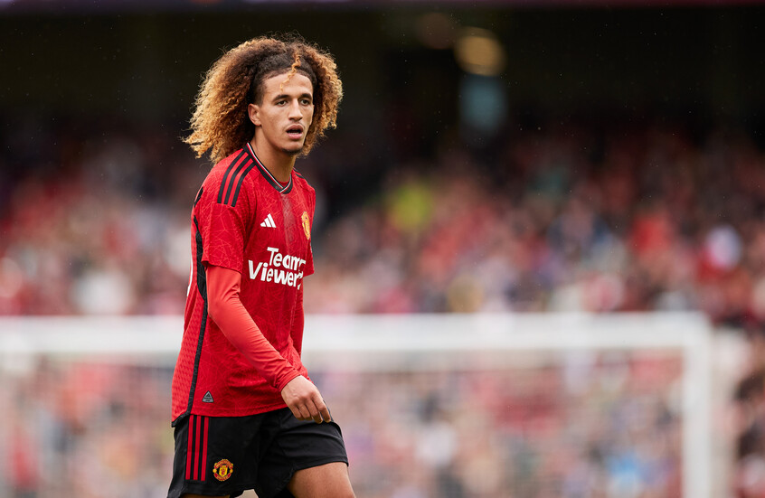 التونسي حنبعل المجبري من مانشستر يونايتد إلى "تشامبيونشيب"