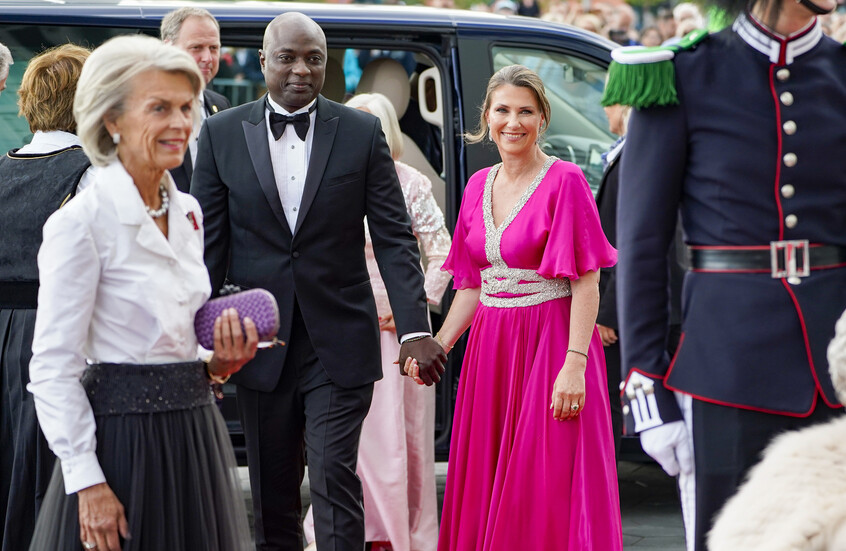 النرويج.. انتقادات واسعة لأميرة تستعد للزواج بوسيط روحي أمريكي