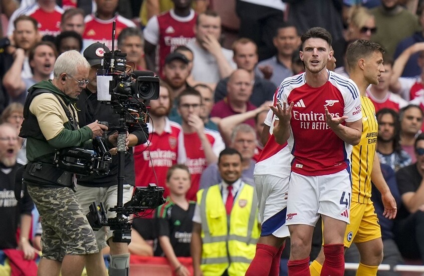 أرسنال يتعثر في عقر داره أمام برايتون "العنيد"