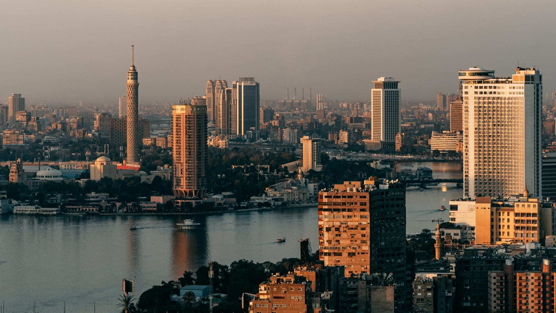 السعودية تعتزم ضخ المليارات في مصر