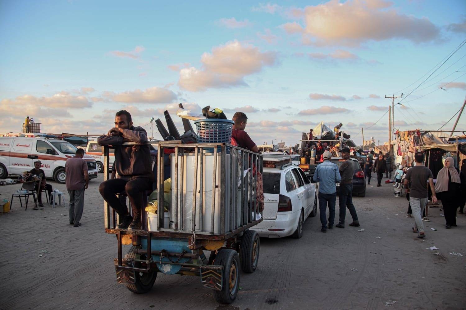  الجيش الإسرائيلي يقضم جزءا آخر من "المنطقة الإنسانية".. صدور أمر إخلاء فوري لحي الجلاء بخان يونس