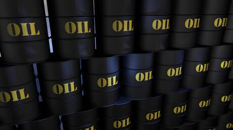 أسعار النفط تواصل ارتفاعها وسط تقارير عن ضربة انتقامية إيرانية لإسرائيل