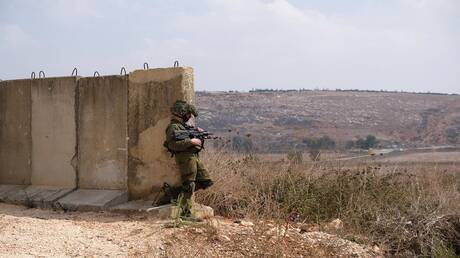 إسرائيل تبدأ بتفريغ خزانات الأمونيا استعدادا لهجوم من إيران وحزب الله