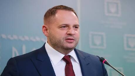رئيس مكتب زيلينسكي: يجب إنهاء الصراع في أقرب وقت ممكن