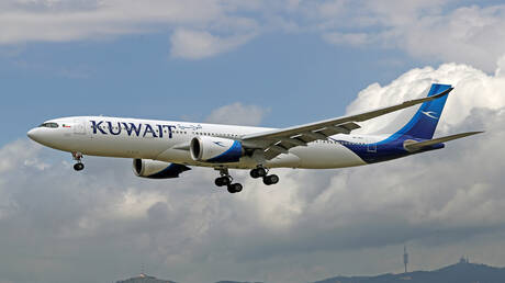 الخطوط الجوية الكويتية تعلن تعليق جميع رحلاتها إلى لبنان اعتبارا من ظهر الأحد