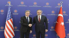 تركيا تطالب الإدارة الأمريكية بالضغط على إسرائيل لوقف حربها ومذبحتها المستمرة ضد الغزاويين