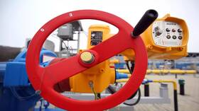 "غازبروم" الروسية تواصل الوفاء بالتزاماتها وبضخ الغاز إلى أوروبا