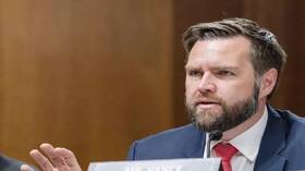 جي دي فانس: يجب على الولايات المتحدة أن تتوقف عن لعب دور شرطي العالم