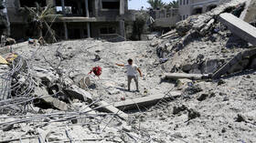 مصادر طبية: أكثر من 60 قتيلا وصلوا إلى مستشفيات غزة