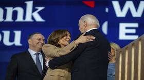 رسميا.. هاريس في مواجهة ترامب نحو كرسي الرئاسة