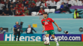 حقيقة رفض الدولي المغربي أشرف داري عرض الوداد للتوقيع لنادي الأهلي المصري