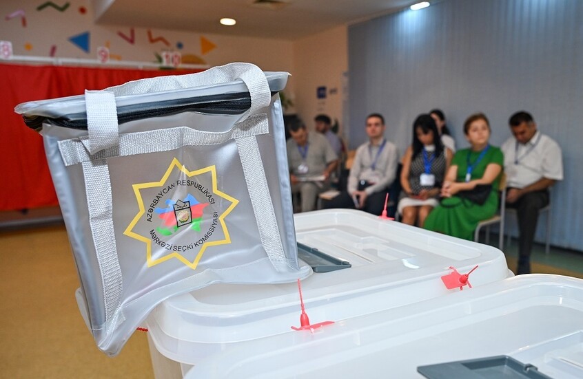 أذربيجان.. الحزب الحاكم يحظى بأكثر من نصف المقاعد في الانتخابات البرلمانية