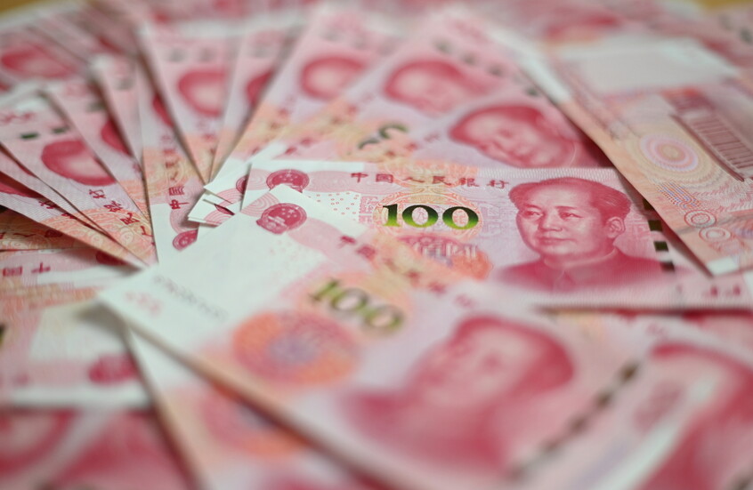 الصين.. الشرطة تعثر على "بنك" في منزل مسؤول كبير سابق (فيديو)