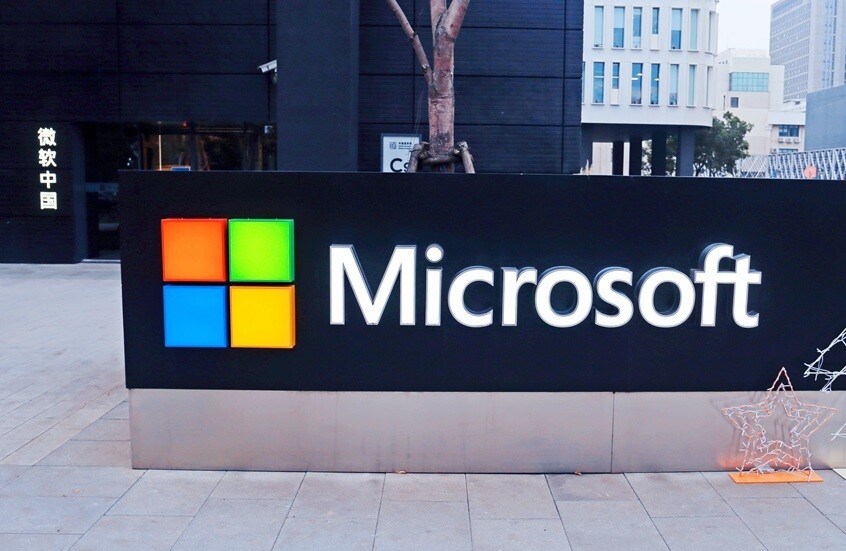 "مايكروسوفت" تبدأ في فصل شركات روسية عن الخدمات السحابية