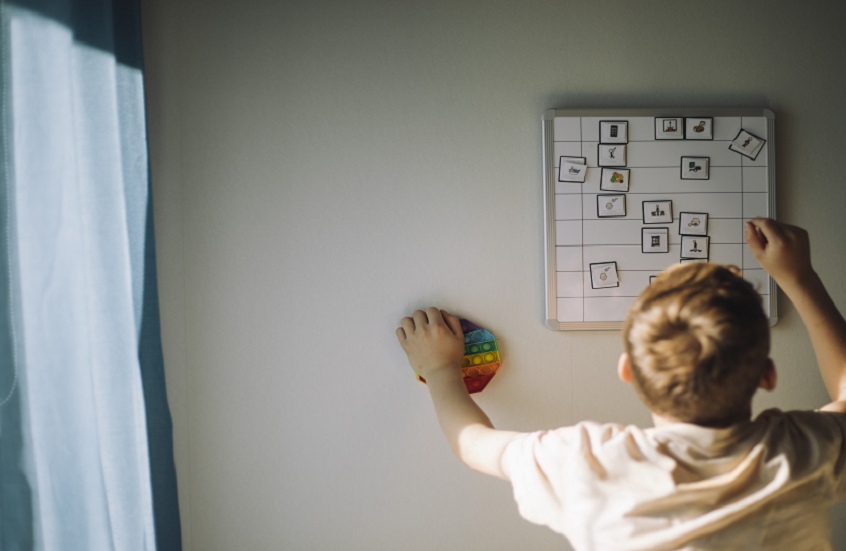 "طعام محدد" أثناء الحمل قد يحد من خطر إصابة الأطفال بالتوحد