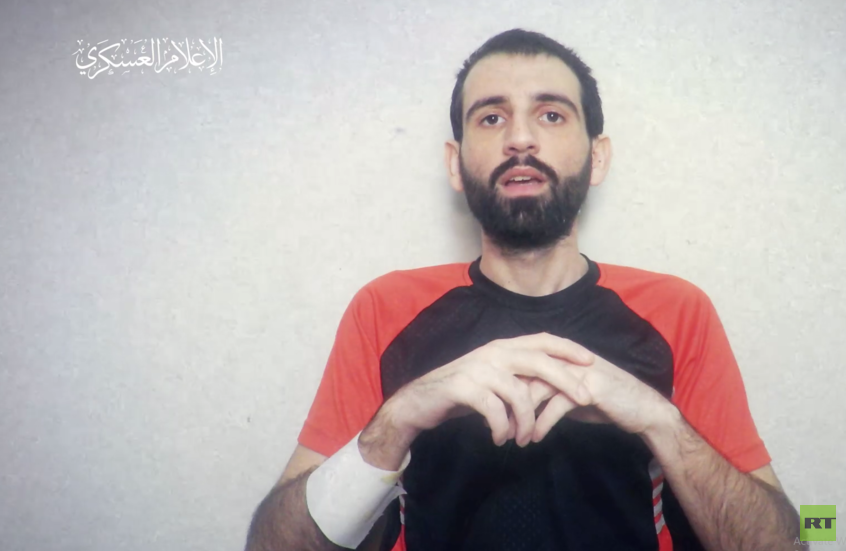 القسام تبث مقطع فيديو لأسير جديد قتل ضمن الرهائن الستة في رفح (فيديو)