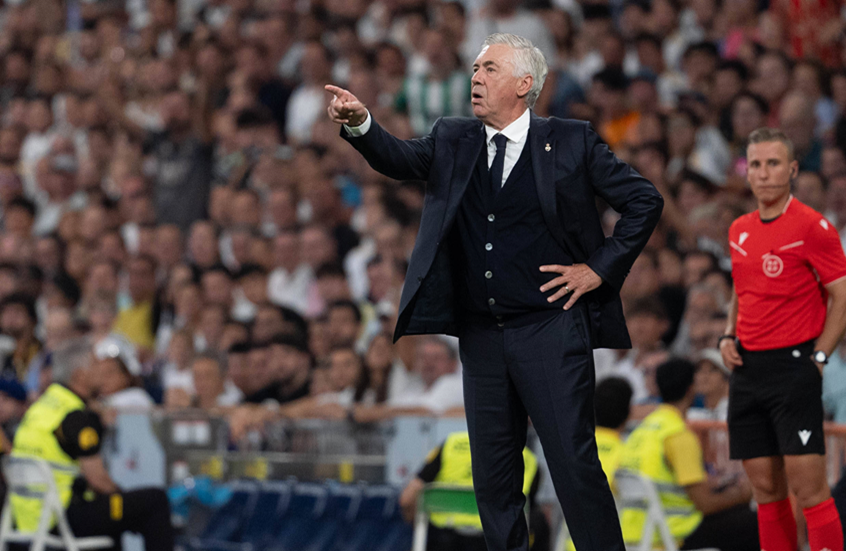 أنشيلوتي يتلقى عرضا "مهما" للإشراف على فريق سعودي