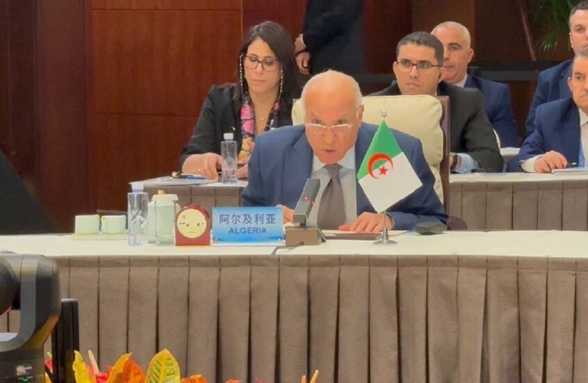 وزير خارجية الجزائر: نتطلع لتطوير شراكتنا مع الصين في إطار مبادرة "الحزام والطريق"