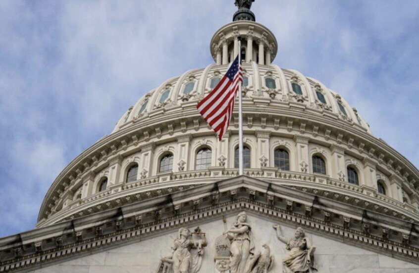 تجاوز عمرها القرنين.. نسخة نادرة من الدستور الأمريكي تعرض في مزاد "يبدأ من مليون دولار" (صور)