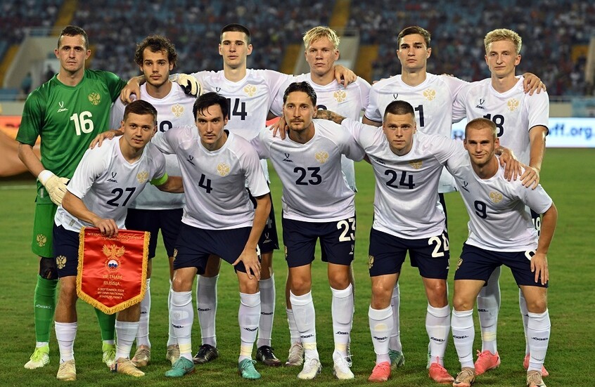 "ياغي" يلغي مباراة بكرة القدم بين روسيا وتايلاند