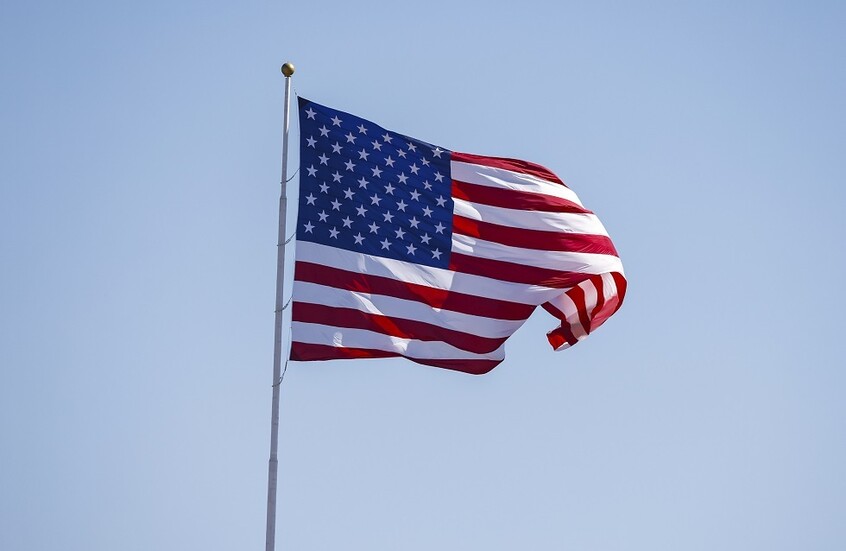 استخباراتي أمريكي يطلق وصفا "فضائحيا" على بلاده.. بماذا شبهها؟!