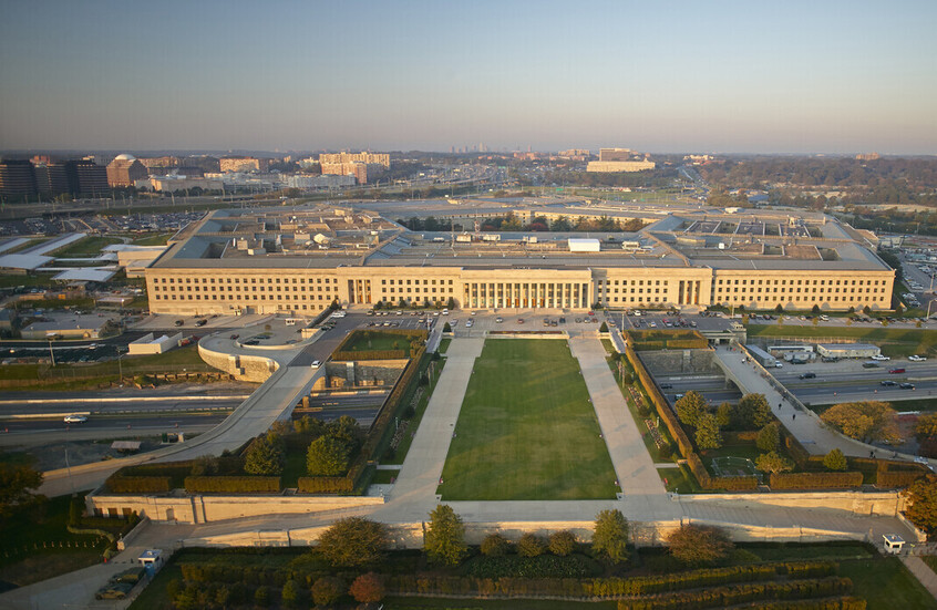 الولايات المتحدة توقع عقدا ضخما للحماية من التهديدات الجوية