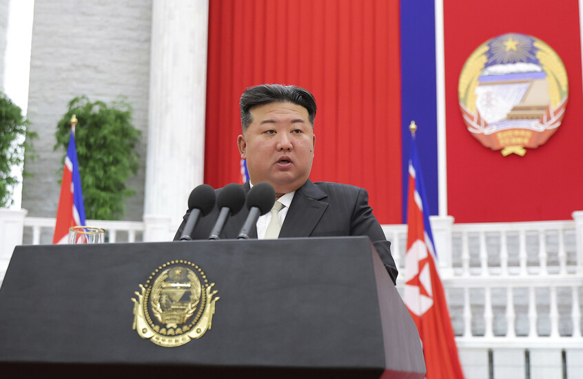 الزعيم الكوري الشمالي ينشّط