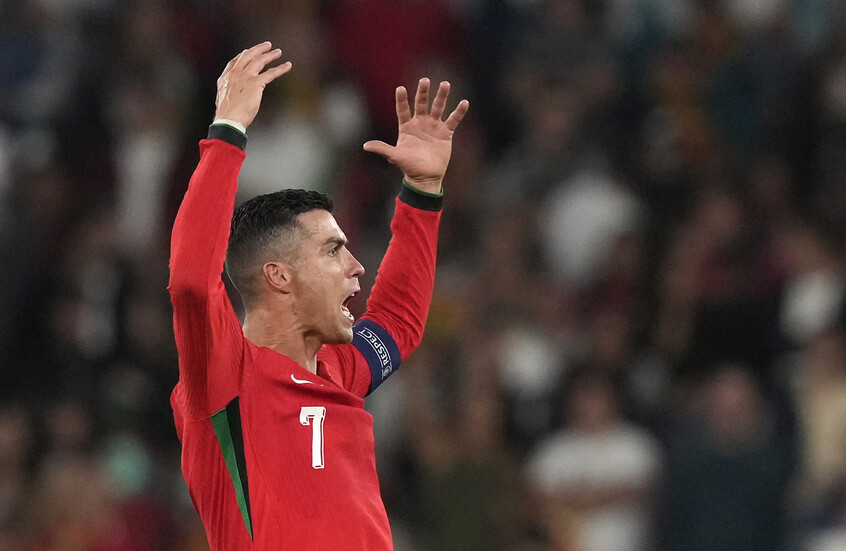 رونالدو يشن هجوما على اللاعبين الشباب ووظيفة مفاجئة في انتظاره