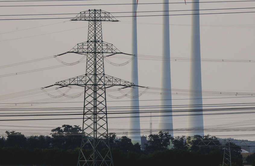 كييف تطرق أبواب 3 دول طلبا للكهرباء