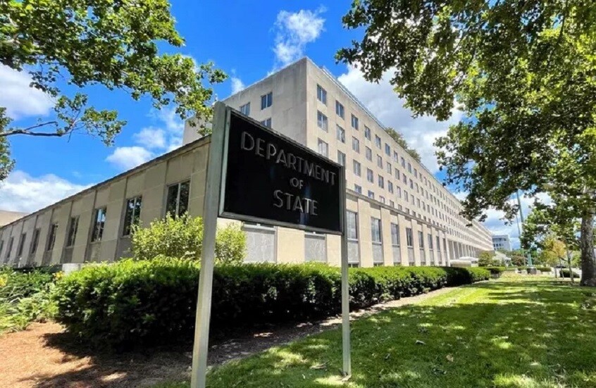 الخارجية الأمريكية: يمكن لوسائل الإعلام الروسية التي وقعت ضمن العقوبات مواصلة عملها في بلادنا