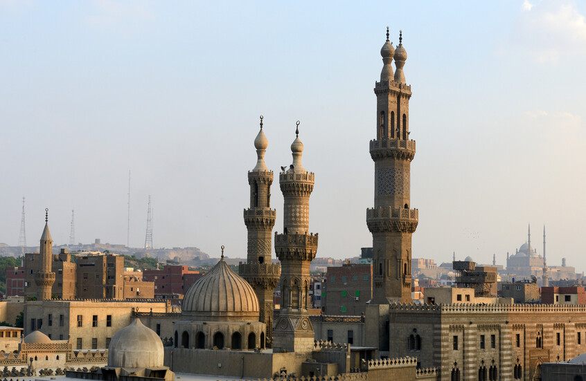 عقب اعتبار خطيب المسجد النبوي أن ذلك "بدعة".. دار الإفتاء المصرية توضح حكم الاحتفال بالمولد النبوي