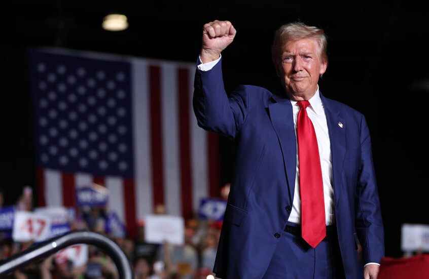 بعد حادثة إطلاق النار.. سيناتور جمهوري يؤكد أن معنويات ترامب مرتفعة