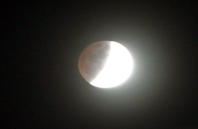 خسوف جزئي للقمر سيتمكن سكان مختلف مناطق العالم من مشاهدته