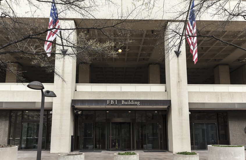 "FBI" يحقق في تصريحات منفذ عملية الاغتيال الثانية لترامب حول أوكرانيا ويستجوب 7 من عائلته وأصدقائه