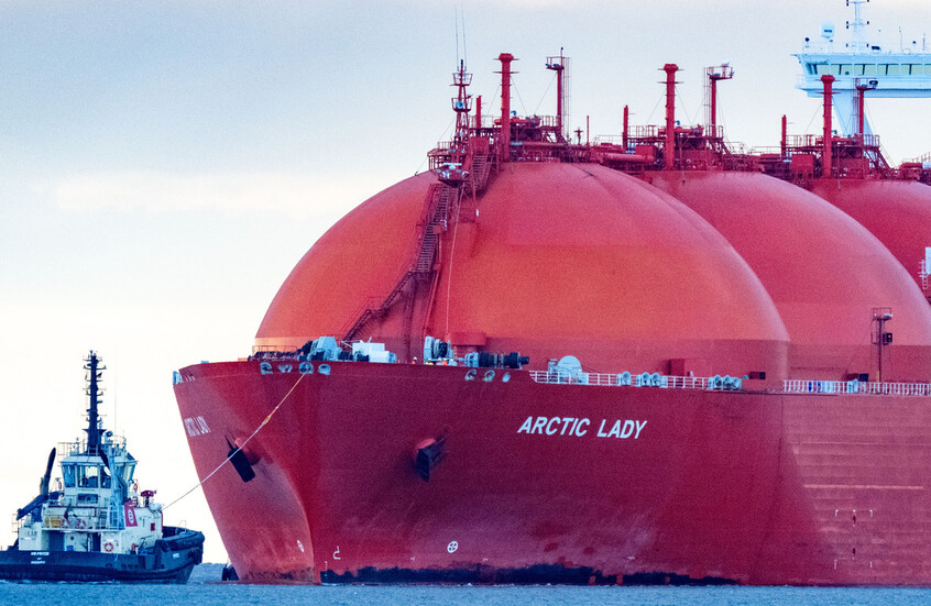 دولتان تنافسان الولايات المتحدة على سوق الغاز المسال الآسيوي